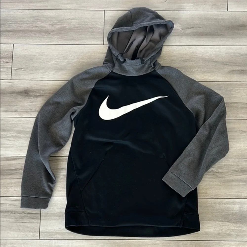NIKE dri fit black and white swoosh hoodie size medium men's